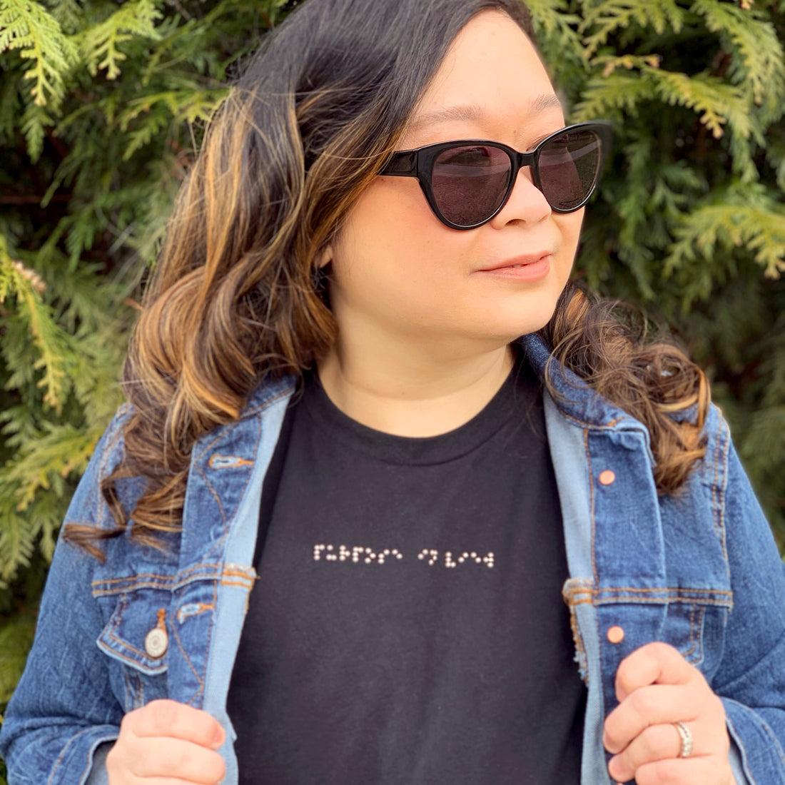 Anne wearing Aille Design Custom Braille T-Shirt “purpose in view”. 